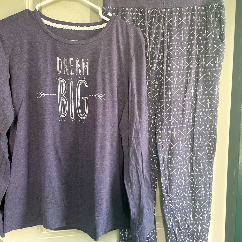 PJ set!